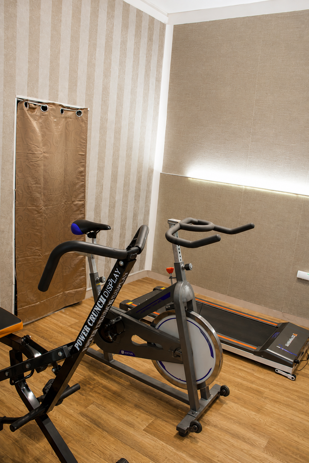 Area fitness con cyclette - B&B La Corte Montesarchio, Montesarchio (Sannio)